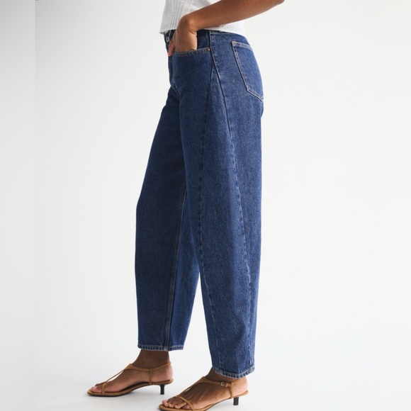 Abercrombie & Fitch Black Boyfriend Jeans - Picture 6 of 6